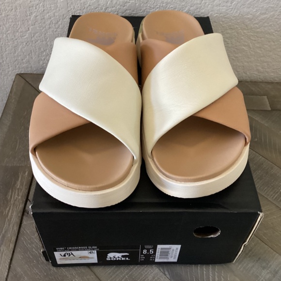 SOREL Viibe Crisscross Slide Sandals, size 8.5 - Picture 3 of 10